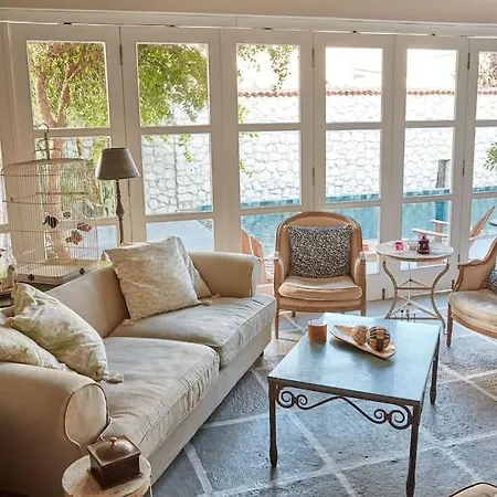 וילה Luxurious With Pool In The Center Of Alacati *